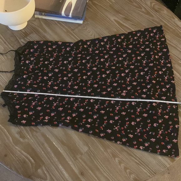 H&M 🌺 dress - Picture 5 of 7